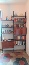 Libreria Anni 70 stile svedese  con piedi in ottone vintage 