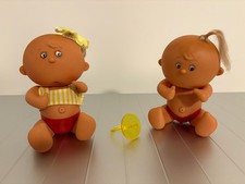 Coppia di bambole maschio e