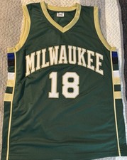 KYLA KUZMA Milwaukee Bucks #18