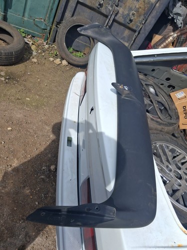 Spoiler ford escort - spoiler, xr3i