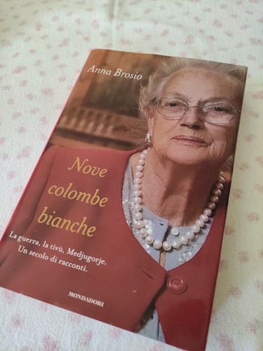 Nove colombe bianche anna - nove,