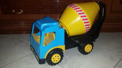 Camion betoniera