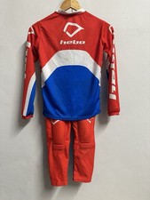 Pantaloni pantaloni e maglia