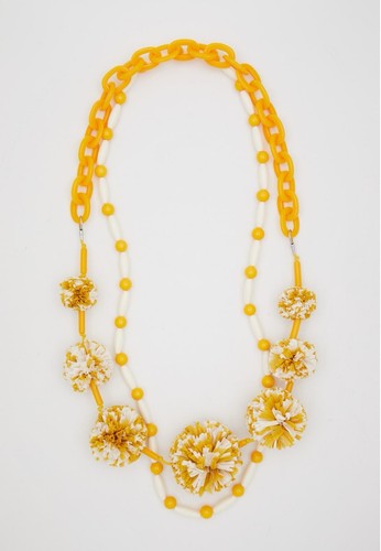 Collana con pon - 🌟,