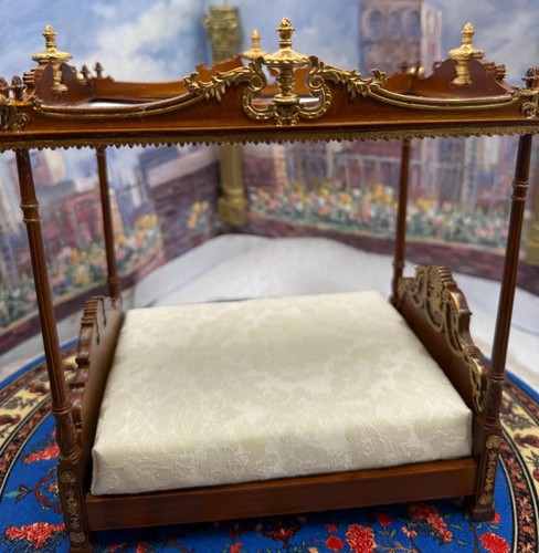 Letto matrimoniale - , a
