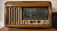 Radio-Fonografo Antico - Mobile Vintage in Legno con Giradischi Integrato