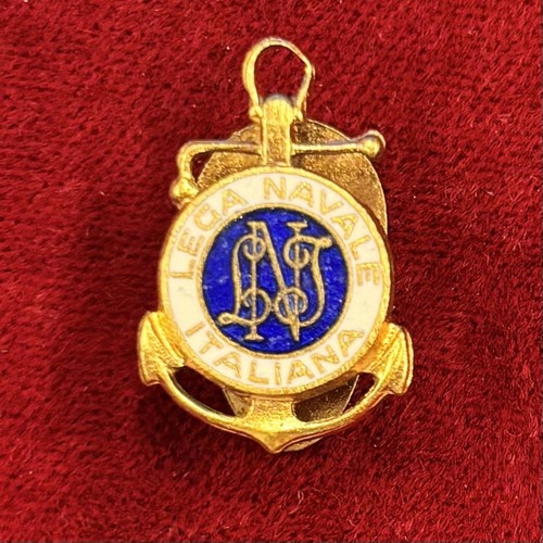 2596 distintivo da asola - -,