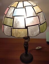 Abat-Jour simil tiffany paralume madreperla corpo ottone raffigurante donna