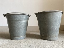 Antico Secchio da Pozzo in Acciaio Zincato