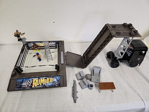 Wwe rumblers transforming - wwe,