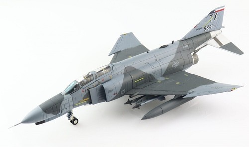 Hobbymaster ha19028 f4e - 1:72,