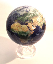 MOVA Globo Terra con Nuvole