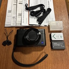 Sony Cyber-shot DSC-RX100 M5 V