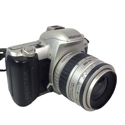Pentax con obiettivo - mz-50,