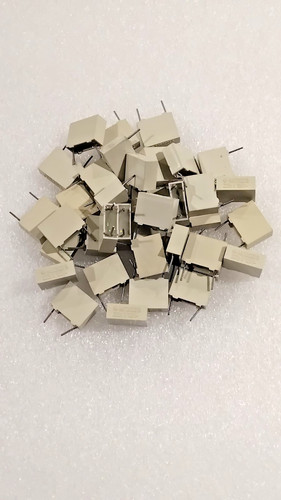 50pz condensatori - 50pz,