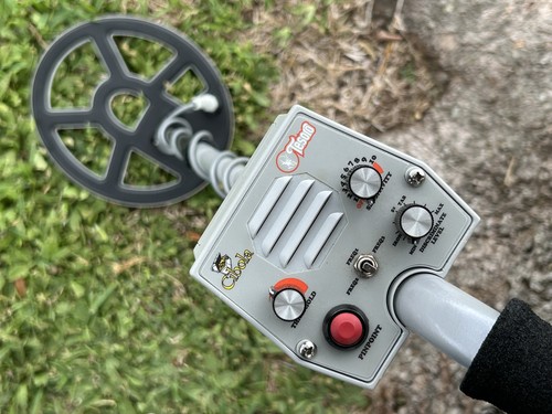 Tesoro cibola metal detector - metal,