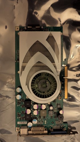 Scheda gioco retrò - gioco, geforce
