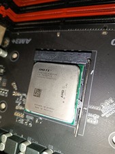 AMD FX-Series FX-8320 - FD8320FRW8KHK 	3.5 GHz / 3500/4 GHz Socket AM3+
