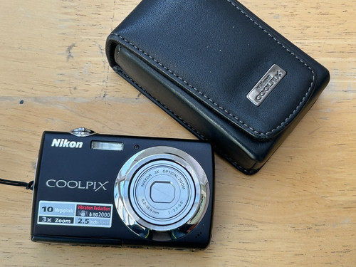 Nikon coolpix s220 - nikon,