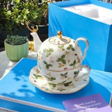 Wedgwood Wild Strawberry