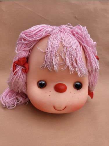 Doll vinil plastic 1970 - doll,