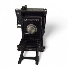 Macchina fotografica vintage Graflex velocità grafica 4x5 con Kodak Ektar 127 mm 