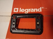 Supporto legrand 3 posti |