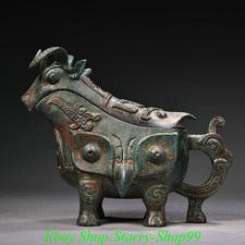 Vecchia tazza calice testa di