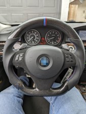 Volante traforato in fibra di carbonio per BMW E90 E92 E93 M3 328i 335i Auto
