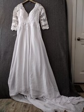 Chong Xiao V-Neck Wedding