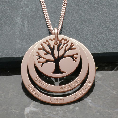 Collana con ciondolo famiglia