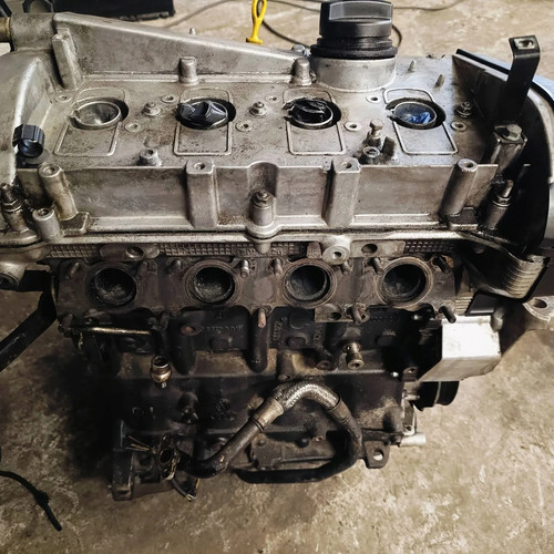 Motore audi ary 8 180cv - motore,