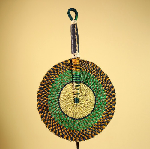Ventaglio africano tessuto