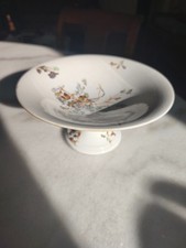 Elegante alzatina in terraglia