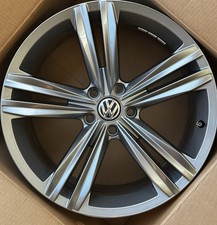 1x VW 5NN601025D 5NN601025R