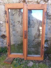 finestra in legno usate in Borgo Medioevale ante realizzate artigianalmente