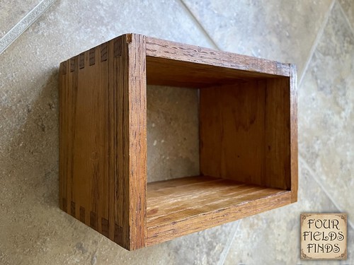 Scaffale cubo vintage fatto - scaffale, a