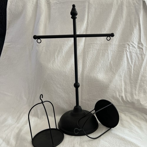 Black farm house scale hang - scale,