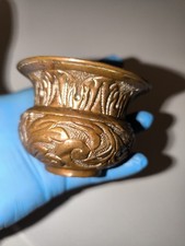 Splendido vasetto del primo ottocento in prezioso rame sbalzato