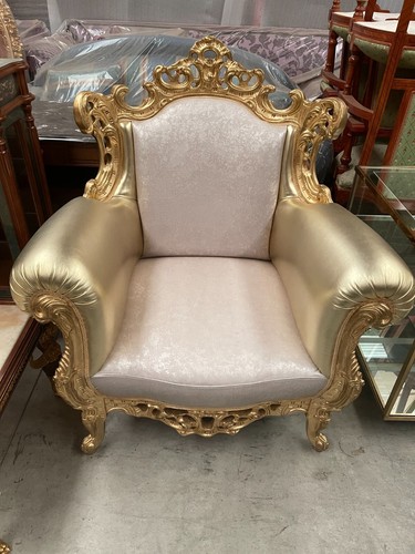Poltrona stile italian con