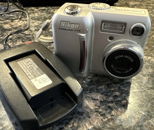 Nikon coolpix e775 - coolpix,