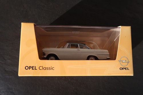 Minichamps opel rekord - 1:43,