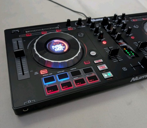 Controller numark mixtrack - dj,