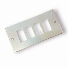 Placca bTicino Magic 504/4 argento 4 moduli con viti