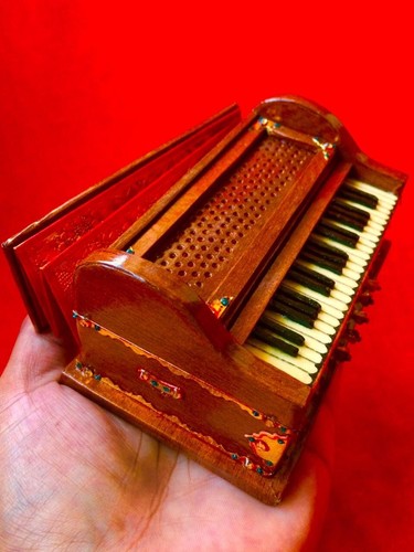 Strumento legno decorativo - strumento,
