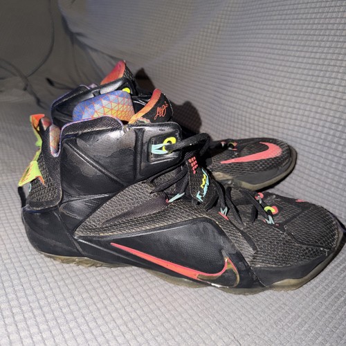 Scarpe nike lebron data - scarpe,