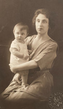 FOTOGRAFIA DA COLLEZIONE-FOTOGRAFO CAVALIERI-PERUGIA-MATERNITA'-D'EPOCA-1923