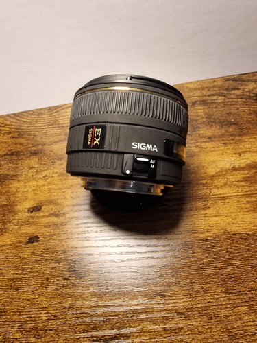 Sigma 4 ex - f/1.4, dc