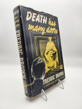 Fredric Brown DEATH HAS MANY