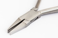 Pinza piatta lucidata per